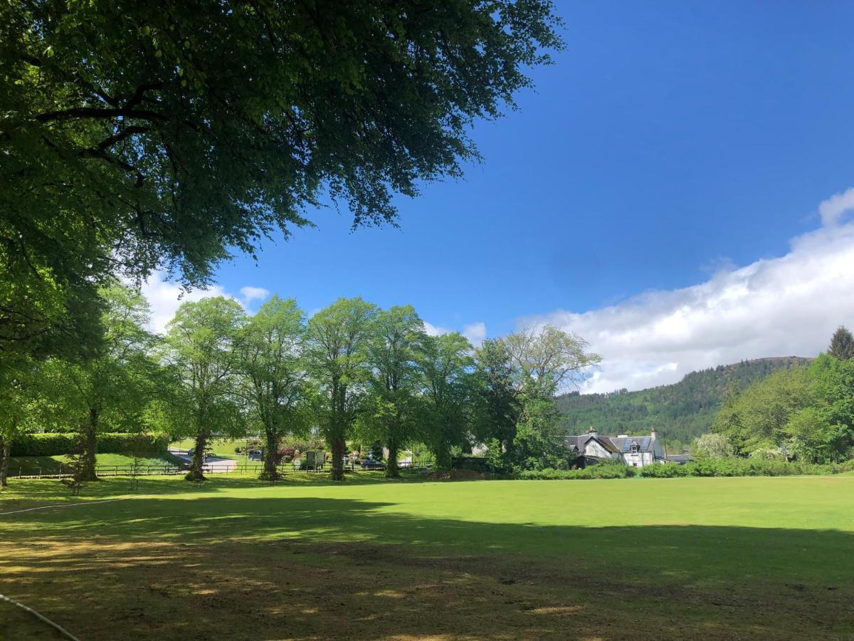 Loch Ness Moat House Apartments Fort Augustus Extérieur photo