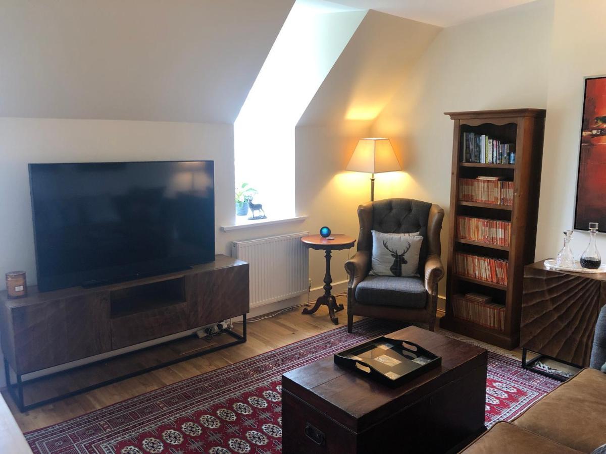 Loch Ness Moat House Apartments Fort Augustus Extérieur photo