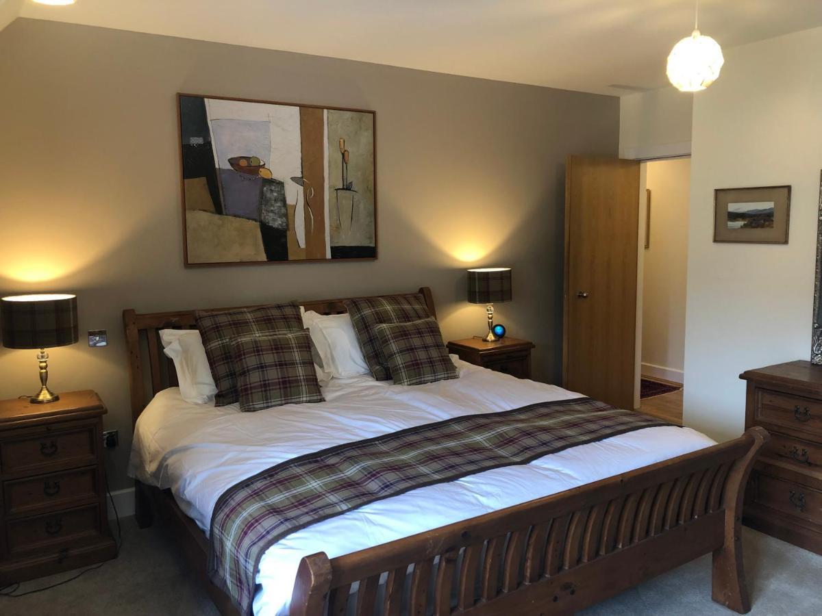 Loch Ness Moat House Apartments Fort Augustus Extérieur photo