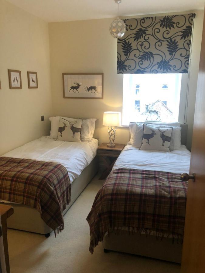 Loch Ness Moat House Apartments Fort Augustus Extérieur photo