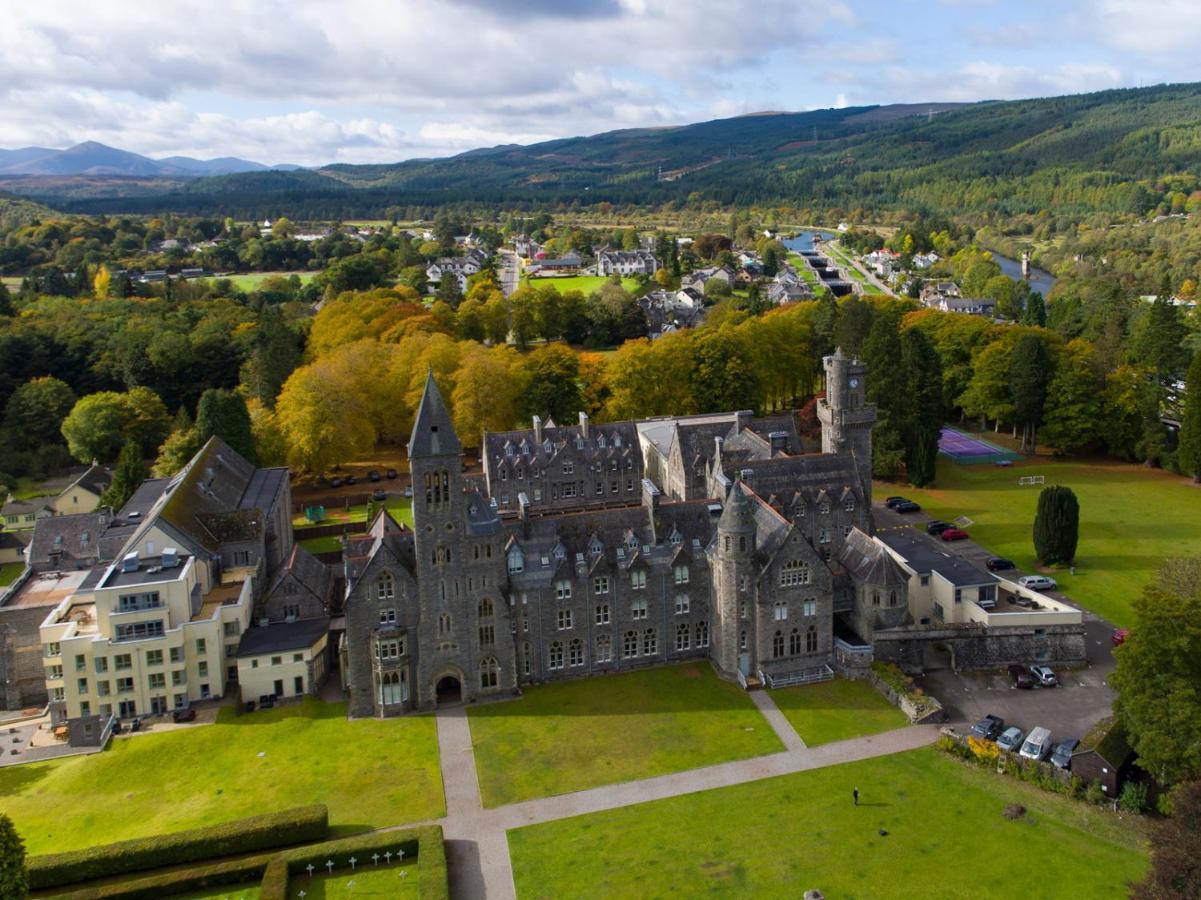 Loch Ness Moat House Apartments Fort Augustus Extérieur photo